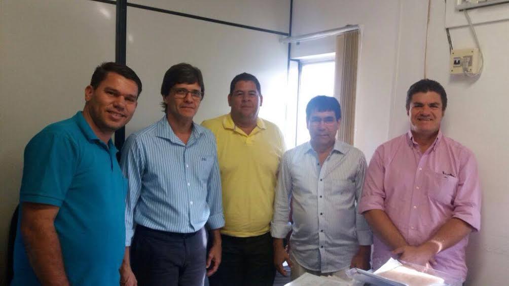 Em audi?ncia na Cerb, mandato apresenta demandas de Riacho de Santana.