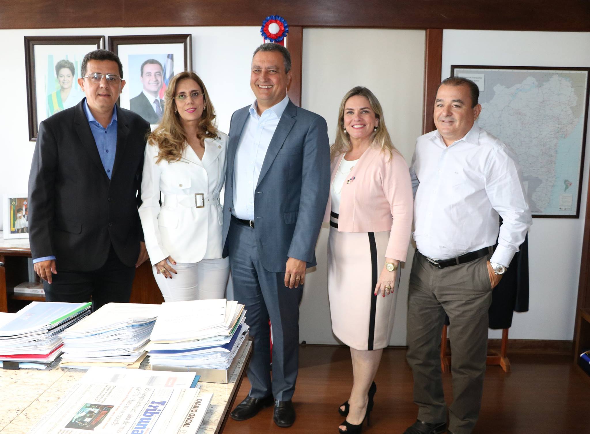 Deputada e prefeito reivindicam ao governador obras para Sebasti?o Laranjeiras.