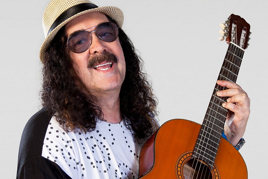 Cantor Moraes Moreira morre aos 72 anos.