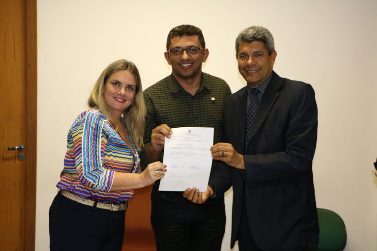 Prefeitura de Iui? celebra conv?nio com Secretaria de Desenvolvimento Rural para regularizar im?veis do munic?pio.