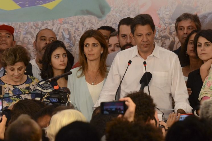 Haddad agradece votos recebidos e promete oposi??o pela democracia.
