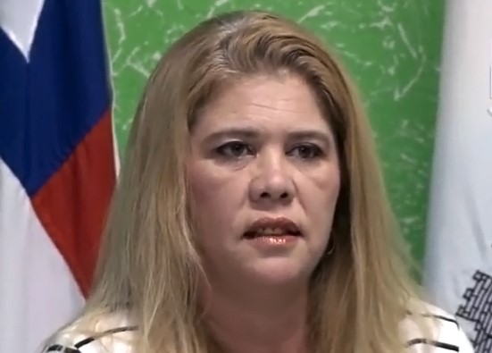 Ex-prefeita de Pinda? ? investigada por supostas contrata??es irregulares.