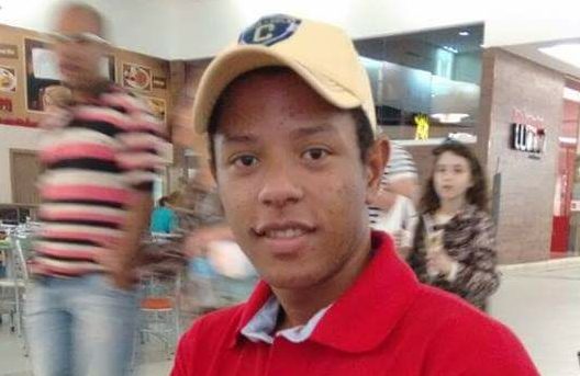 Estudante do IF Baiano morre ap?s bater em cavalo na estrada de Guanambi a Cera?ma.
