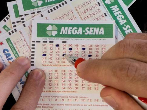 Mega-Sena acumula de novo e prêmio vai a R$ 38 milhões.