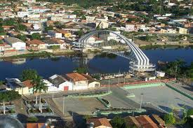 Santa Maria da Vitória confirma primeiro caso de coronavírus.