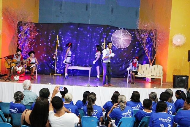 Igaporã: Prefeitura comemorou o mês da mulher com a IV Mostra de Teatro e Música.