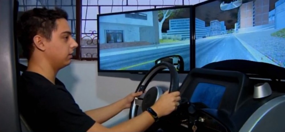 Contran acaba com obrigatoriedade do uso de simuladores para tirar habilitação.