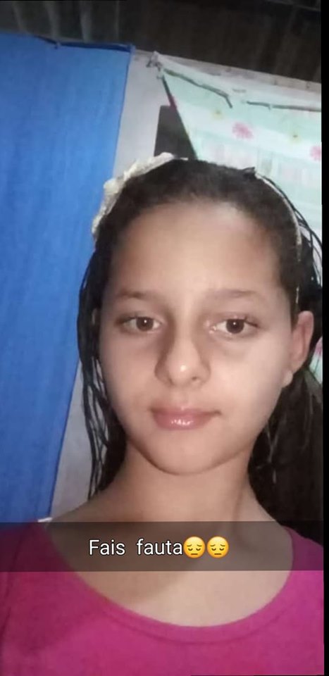 Menina de 10 anos morre atingida por raio ao ajudar pai a recolher roupas do varal.