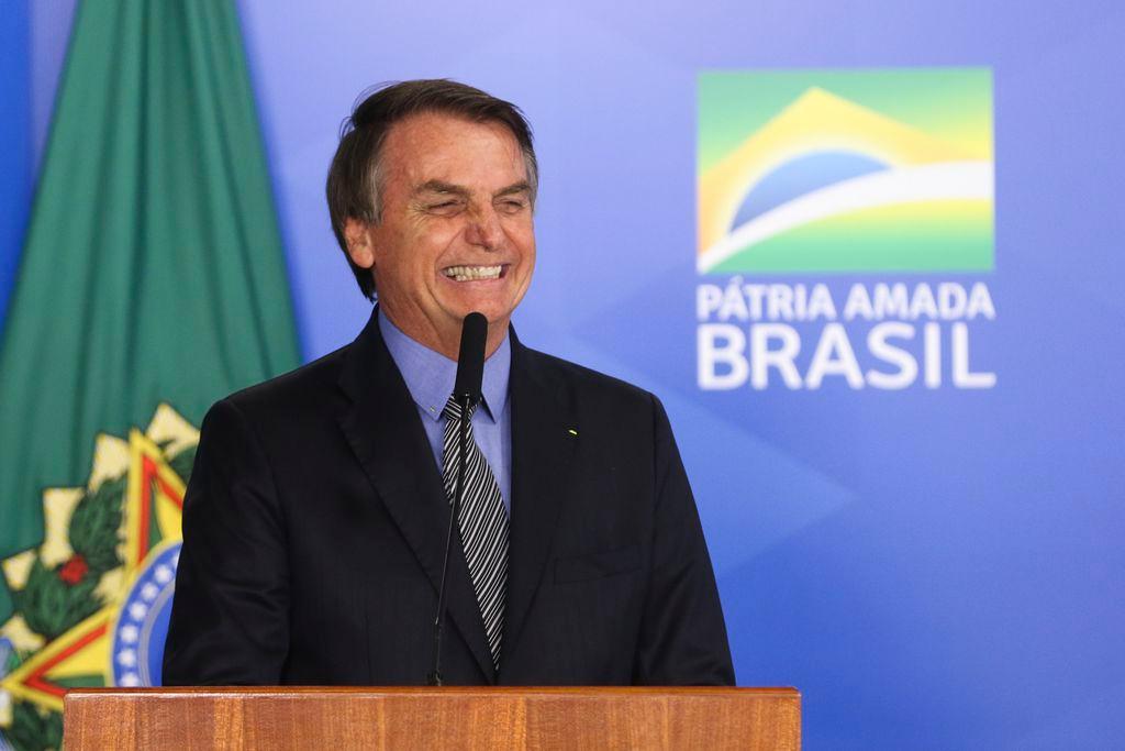 Governo Federal: Bolsonaro assina medida provisória que extingue o Dpvat.