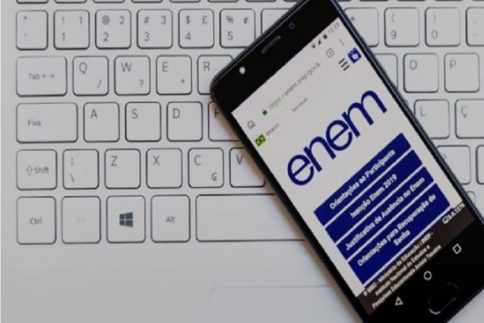 Redação do Enem, democratização do acesso ao cinema surpreende professores.