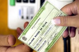 Prazo para tirar t?tulo de eleitor e transferir domic?lio termina em 9 de maio.