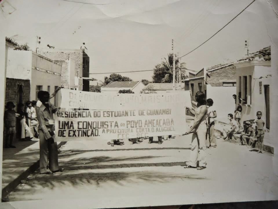 Livro contará a história do Centro Estudantil de Guanambi.