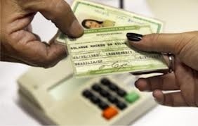 Prazo para eleitor tirar ou transferir título termina em maio.