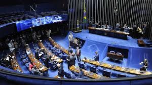 Projeto que flexibiliza Lei da Ficha Limpa ? arquivado do Senado.
