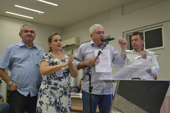 Ivana Bastos e o senador Otto Alencar reúnem centenas de pessoas em defesa do Velho Chico e da mulher na política.
