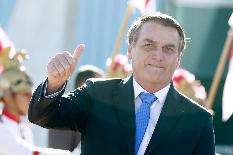 Presidente recebe alta de hospital após queda no Palácio do Alvorada.
