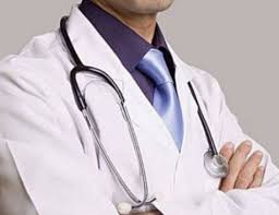 M?dico cubano ? denunciado por atender no Hospital Municipal de Riacho de Santana.