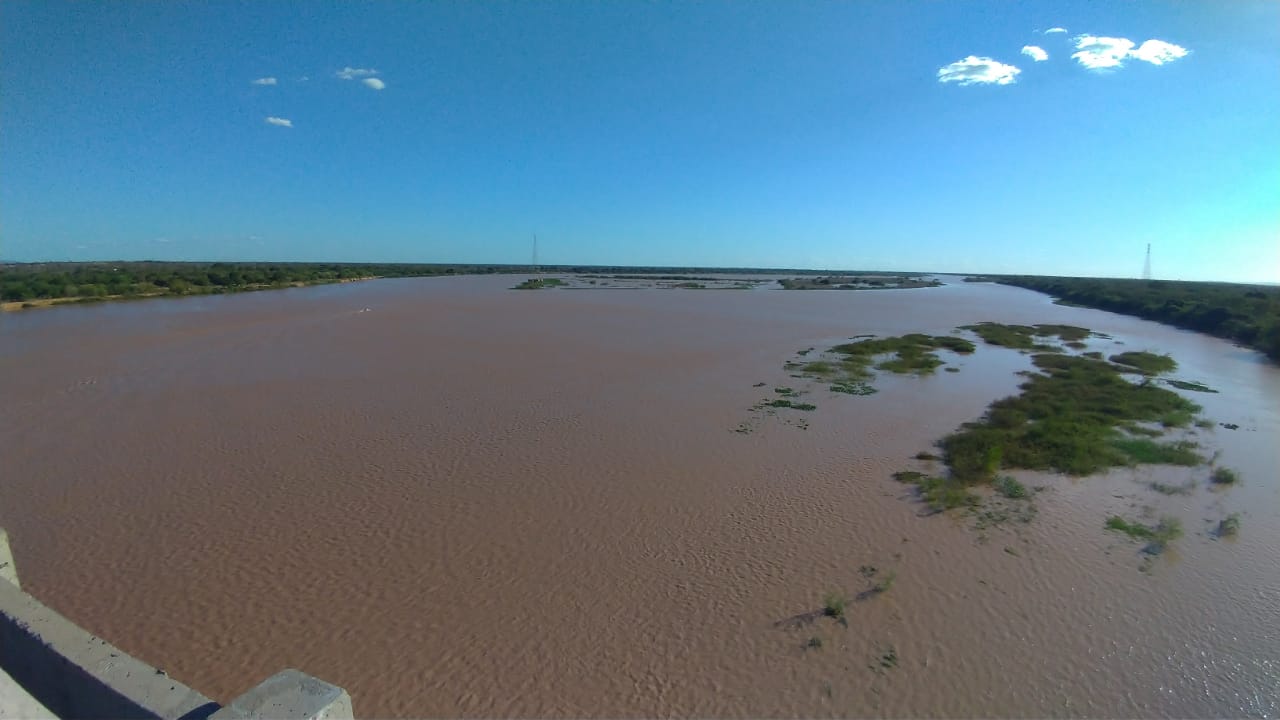Nível do Rio São Francisco sobe mais de dois metros.