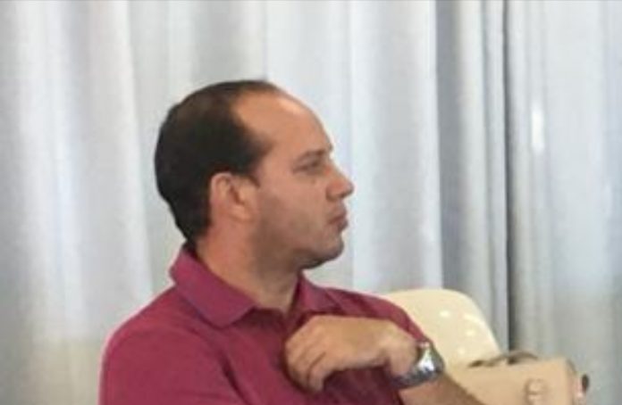 Prefeito Jairo Magalhães define novo secretário de Saúde.
