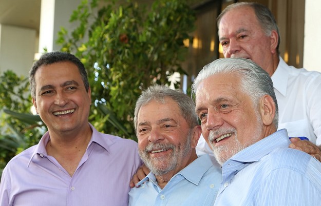 Lula diz que tr?s governadores do PT podem ser candidatos ? presid?ncia; Rui estaria entre favoritos.