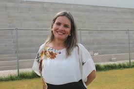 Ao menos nove deputados desejam disputar presid?ncia da AL-BA; lista tem Ivana Bastos.