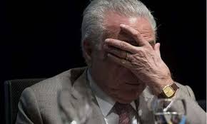 Temer se entrega na sede da Polícia Federal em São Paulo.