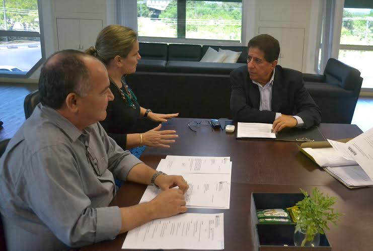 Deputada solicita climatização de colégio que será construído em Lagoa Real.