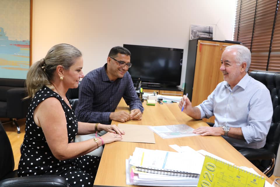 Mucugê: Ivana Bastos e prefeito reiteram pedidos de infraestrutura e energia.