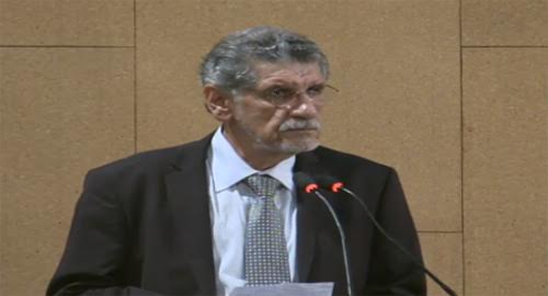 Deputado quer parcelar IPVA em dez vezes.