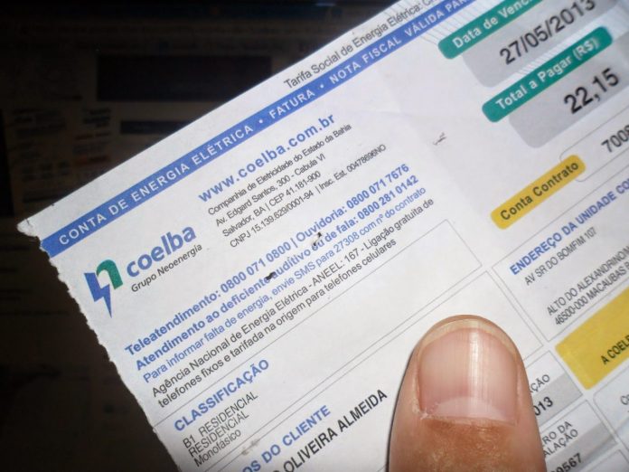BRASIL: Contas de luz vencidas poder?o ser parceladas no cart?o de cr?dito.