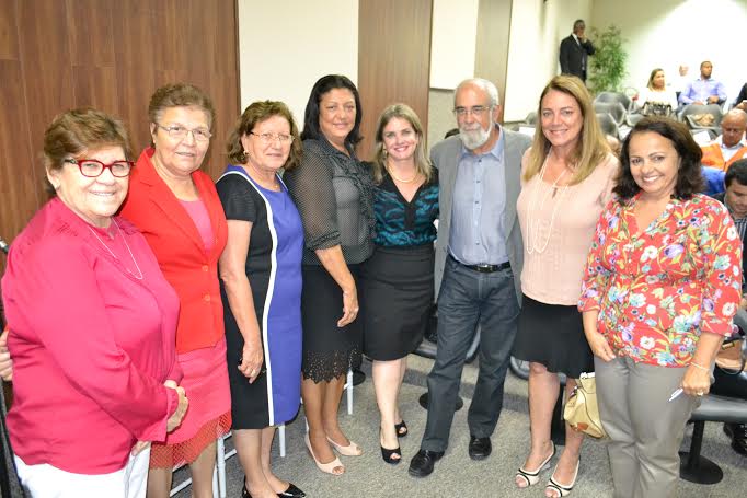 Deputada acompanha liberação de R$ 80 milhões para contenção de encostas em Salvador e Candeias.