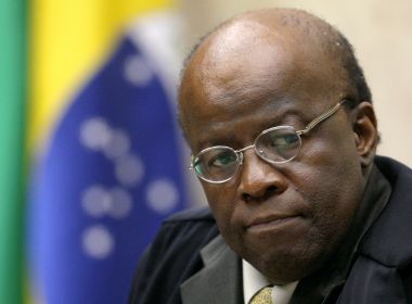 Ex-ministro Joaquim Barbosa declara apoio a Fernando Haddad.