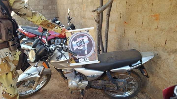 Pinda?: Pol?cia Militar M apreende motocicleta com Chassi adulterado.