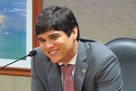 Vítor Bonfim nega que irmão na Seagri seja nepotismo.