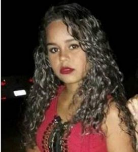 Adolescente de Serra do Ramalho morre afogada enquanto fazia selfie no Rio Formoso em Jaborandi.