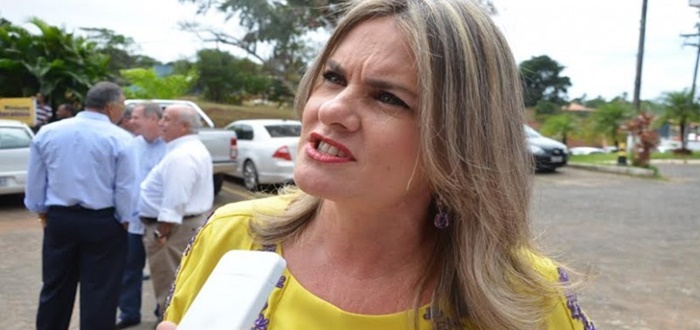 Deu no Bocão: Ivana Bastos recua e não quer mais disputar prefeitura de Guanambi.