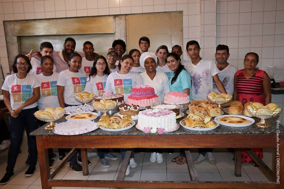 Alunos do projeto Trilha da Juventude concluem curso de Capacita??o.