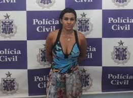Barreiras: Conselheira tutelar ? presa por traficar drogas na regi?o.