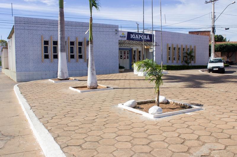 Prefeitura de Igaporã revoga decreto da quarentena e aciona PM para garantir a volta do isolamento social.