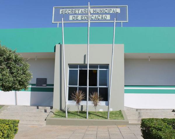 Secretaria de Educação de Guanambi desenvolve projeto de apoio psicopedagógico através de redes sociais.