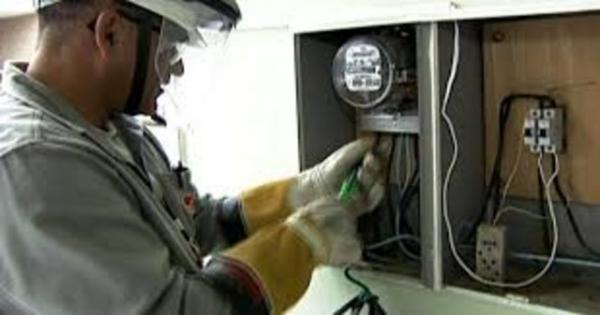 Senado aprova proibição de corte de luz em véspera de fins de semana.