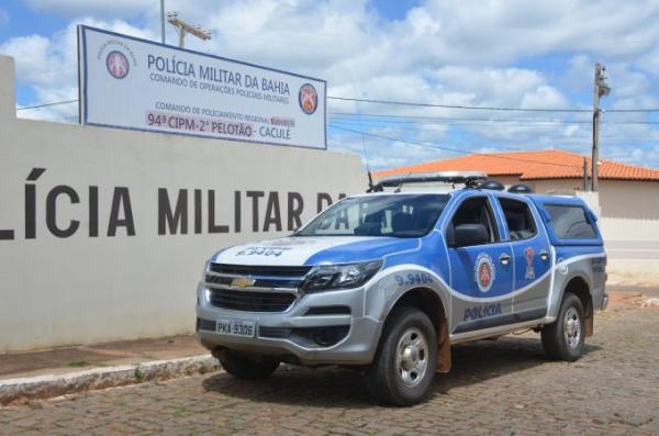Caculé: Jovem de 18 anos é preso por suspeita de tráfico de drogas.