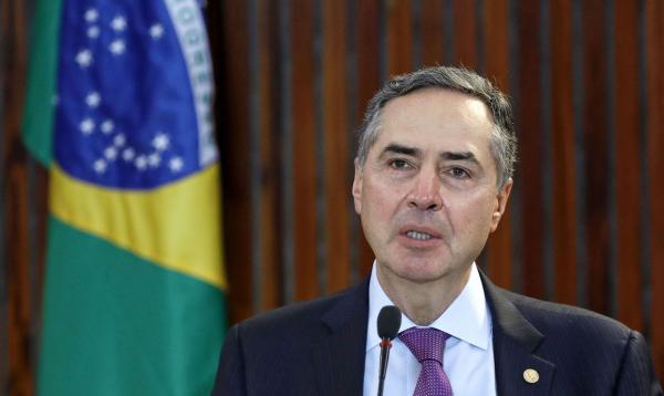 Eleições municipais: votação deve ser estendida em pelo menos uma hora.