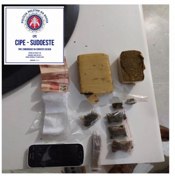 Matina: Homem é preso pela Caesg com grande quantidade de drogas.