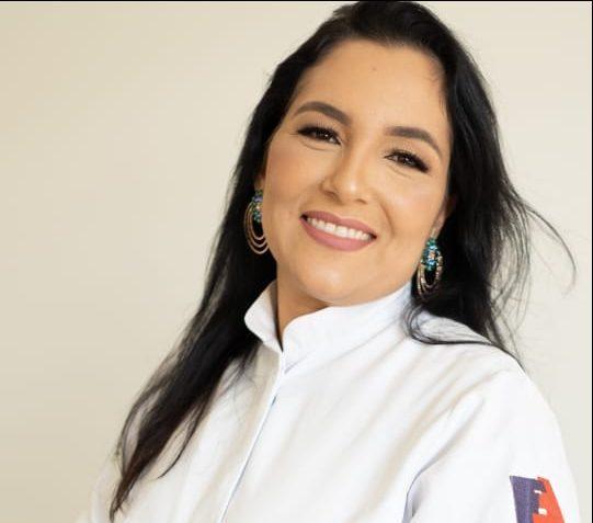 Guanambiense concorre ao prêmio de melhor dentista voluntária do mundo.