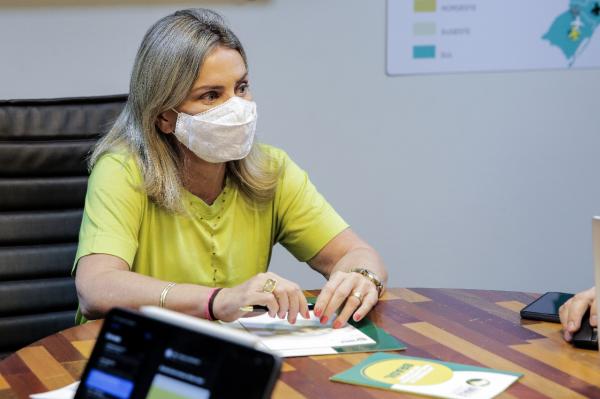 Comissão da Vacina da Unale se reúne com a Anvisa para verificar liberação dos imunizantes.