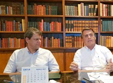 Bolsonaro volta a criticar 