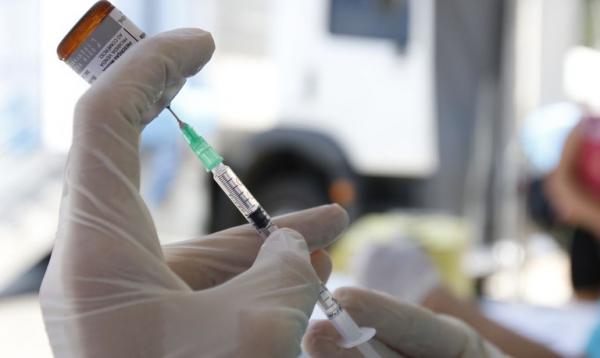 Ministério da Saúde vai enviar 5,5 milhões de doses de vacina contra Covid nesta semana.