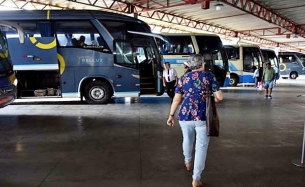 Contra aglomeração, Rui Costa suspende transporte intermunicipal no feriado de São João.