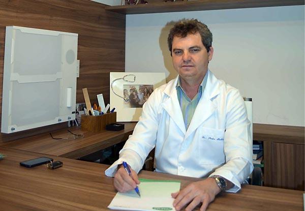 Prefeito de Sebastião Laranjeiras, Dr. Pedro Malheiros testa positivo para COVID-19.